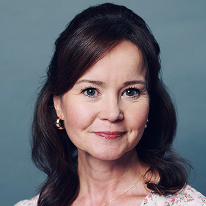 Headshot of Michelle Young